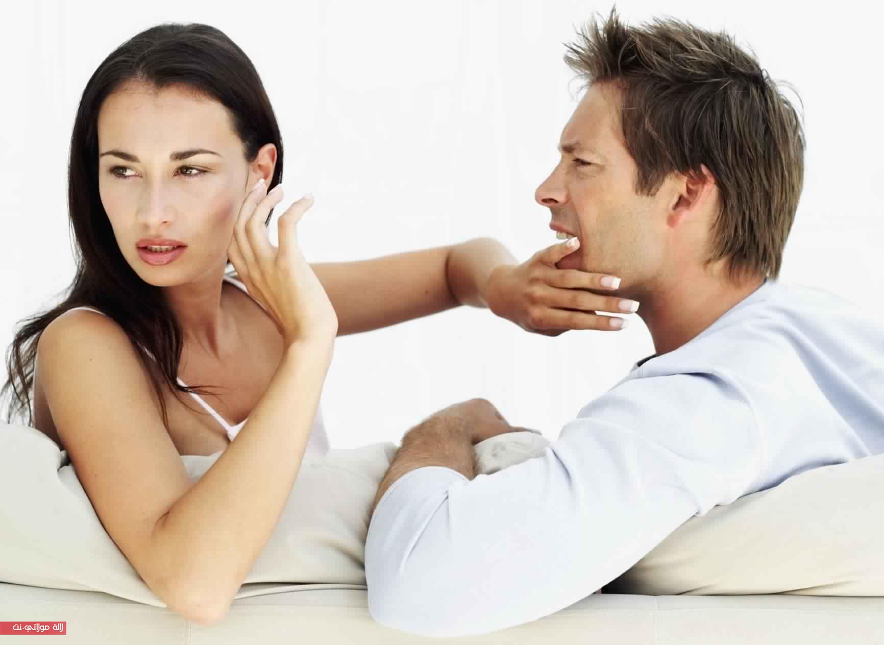 Муж и жена ссорятся. Мужчина и женщина ссорятся. Психология отношений между мужчиной и женщиной. Ссооа мужчины и женщин. Взаимоотношения мужчины и женщины.