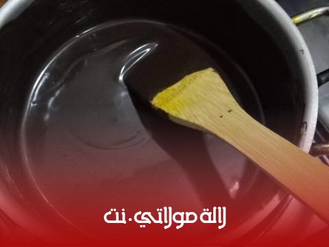 حلوة اقتصادية بالشوكولاته recipe step 2 photo